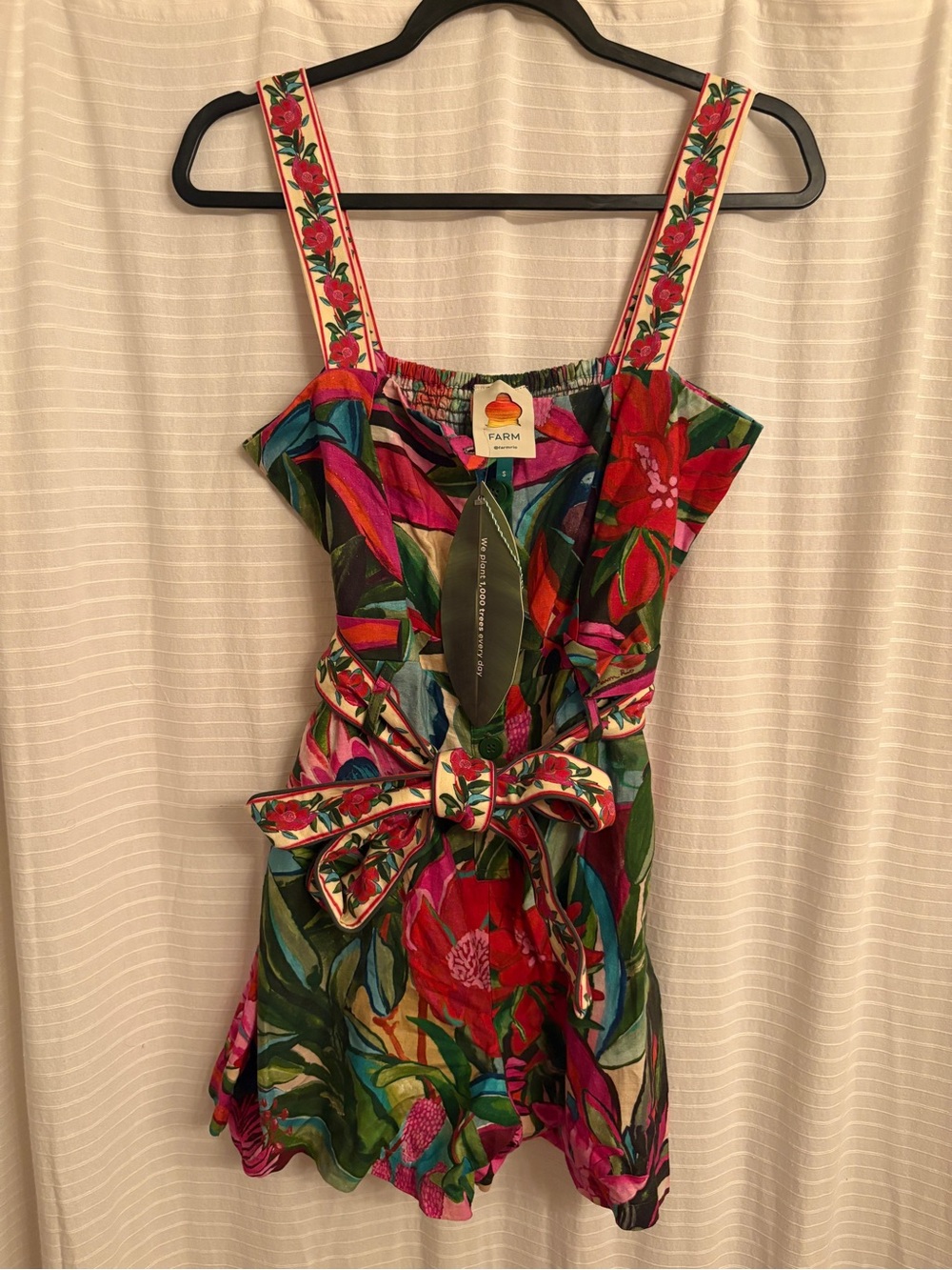 FARM RIO Jardin De Reve Linen Blend Romper Size Small Pink Green Multicolor NWT - Picture 3 of 7